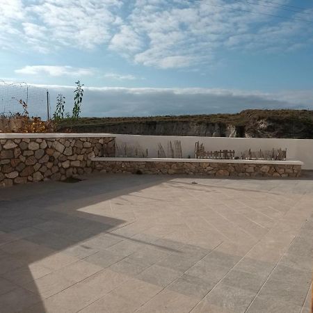 Woodstone Studios & Apartments Santorini Pyrgos Kallistis Exterior photo